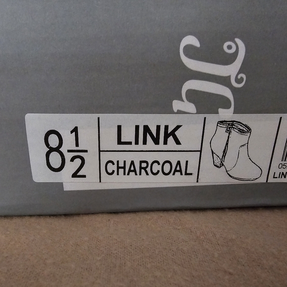 Journee collection womens high heel faux suede ankle boots - Picture 4 of 6